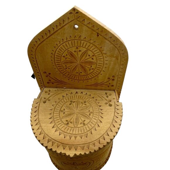 Salt Box Wall Art Folk Art Matterhorn Vintage Craft Food Canister Swiss Retro - Picture 2 of 12